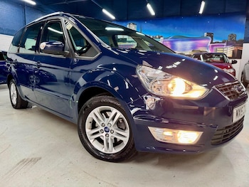 Used Ford Galaxy 2015 for sale - 76631600: Photo