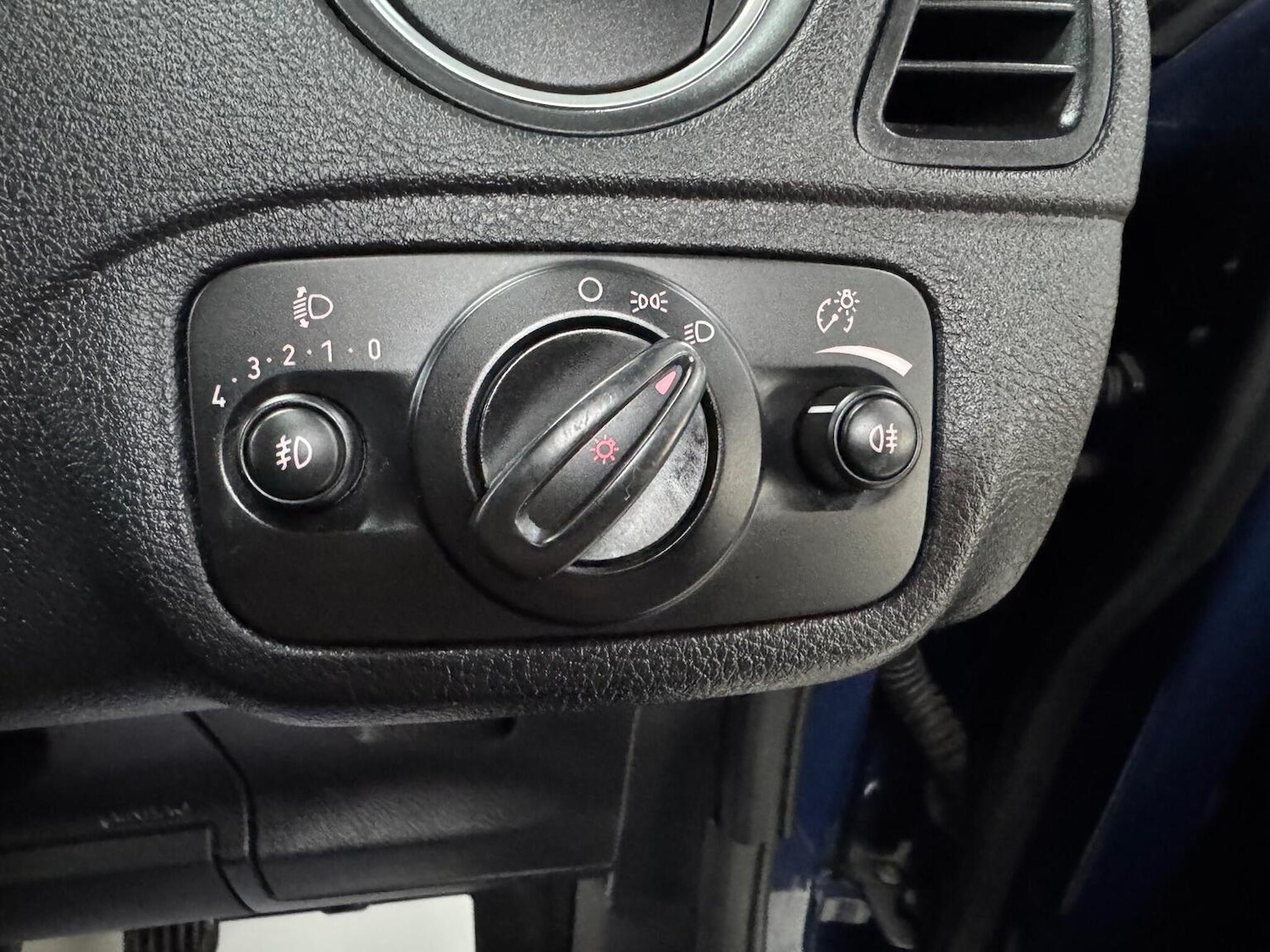 Used Ford Galaxy 2015 for sale - 76631600: Photo 31