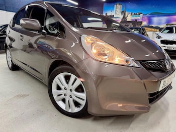 Used Honda Jazz 2013 for sale - 77027973: Photo