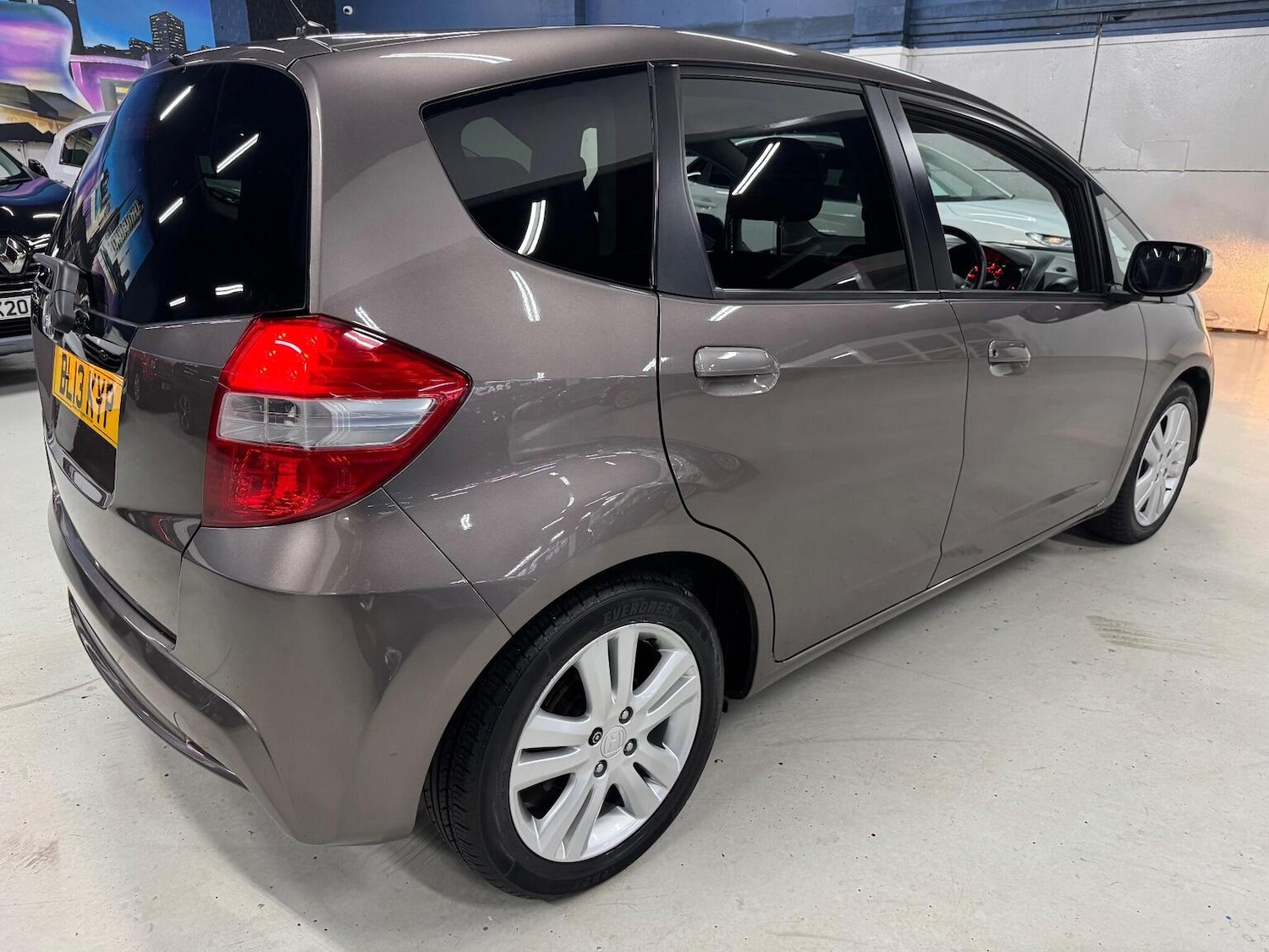 Used Honda Jazz 2013 for sale - 77027973: Photo 4