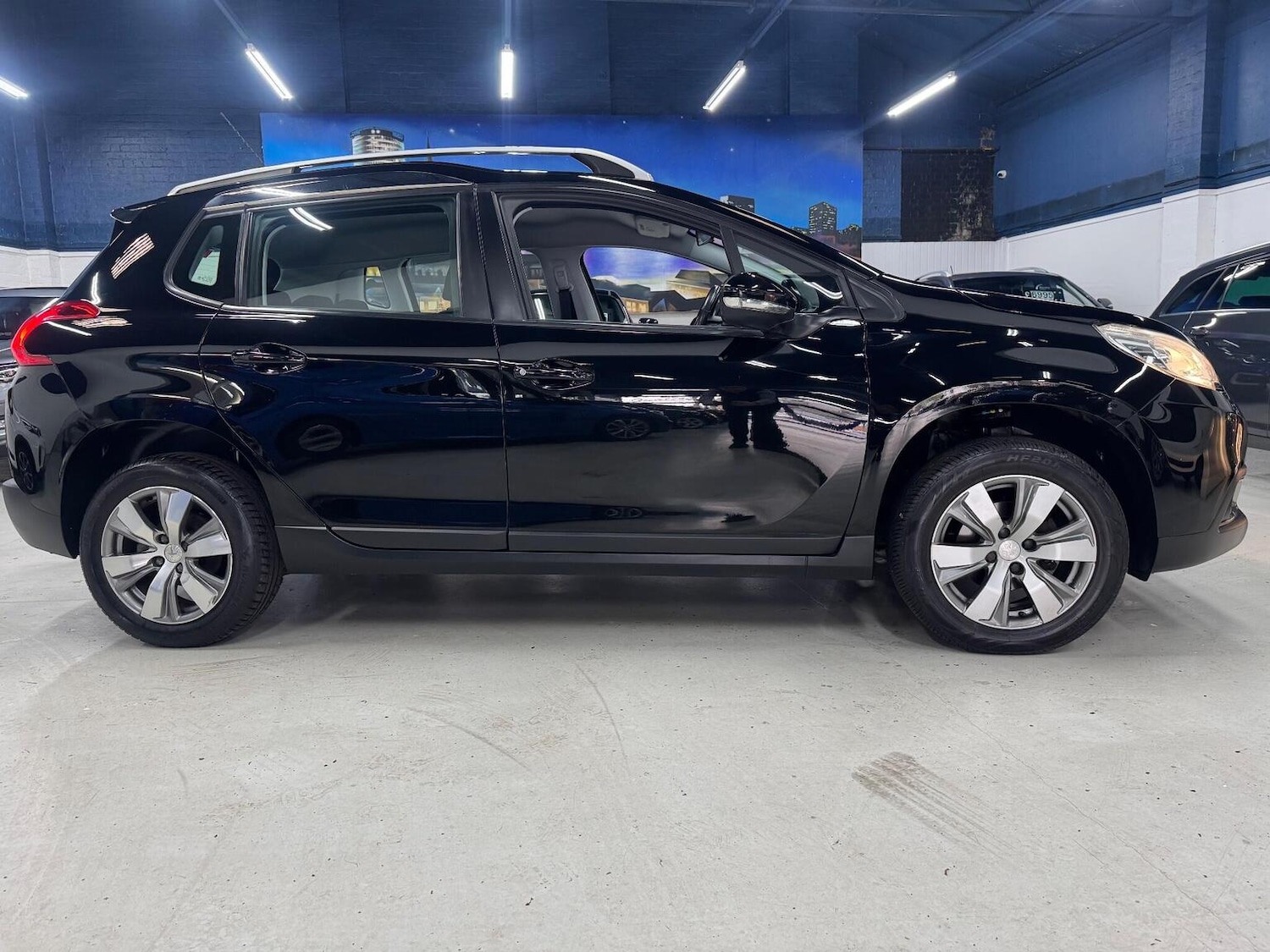 Used Peugeot 2008 2016 for sale - 76497385: Photo 13