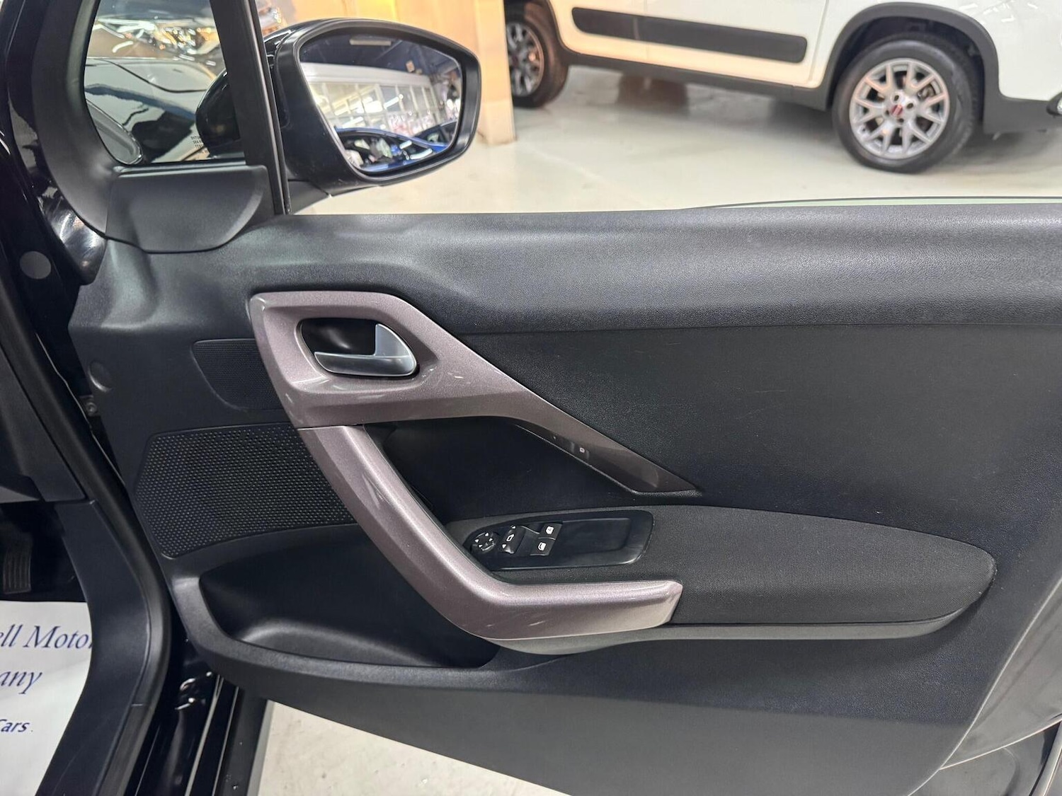 Used Peugeot 2008 2016 for sale - 76497385: Photo 27