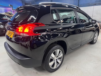 Used Peugeot 2008 2016 for sale - 76497385: Photo