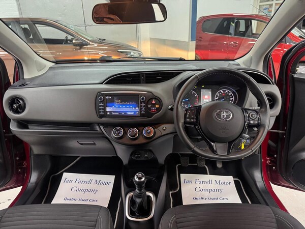 Used Toyota Yaris 2017 for sale - 76305592: Photo 24