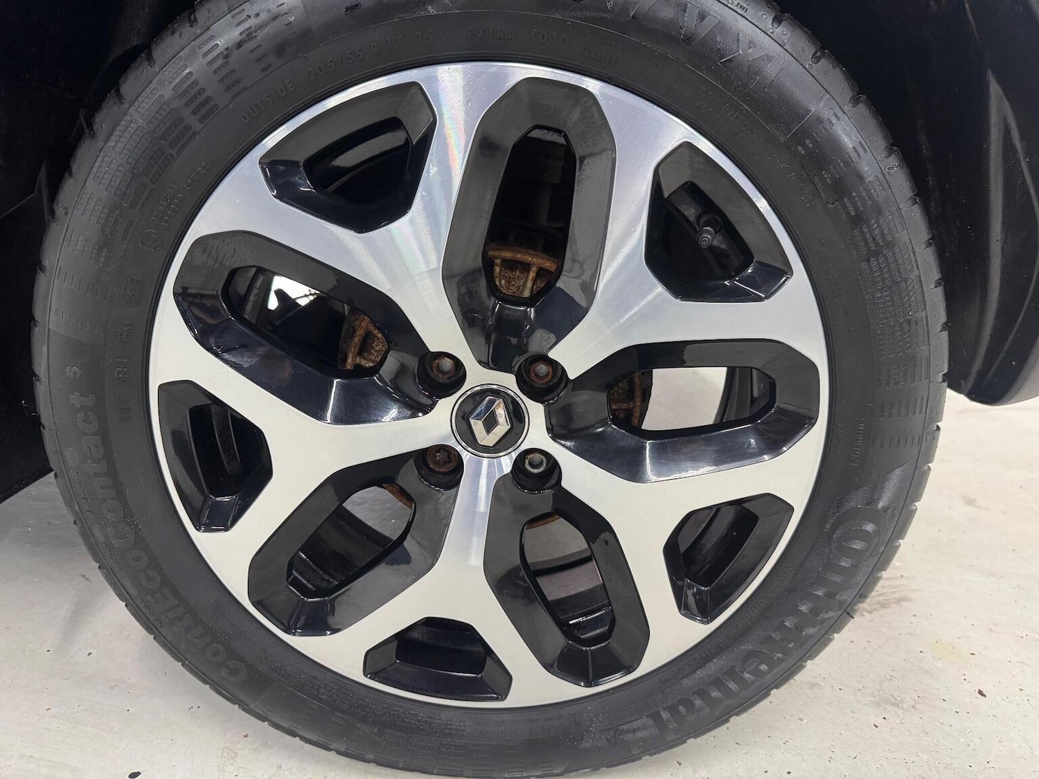 Used Renault Captur 2019 for sale - 76439822: Photo 8