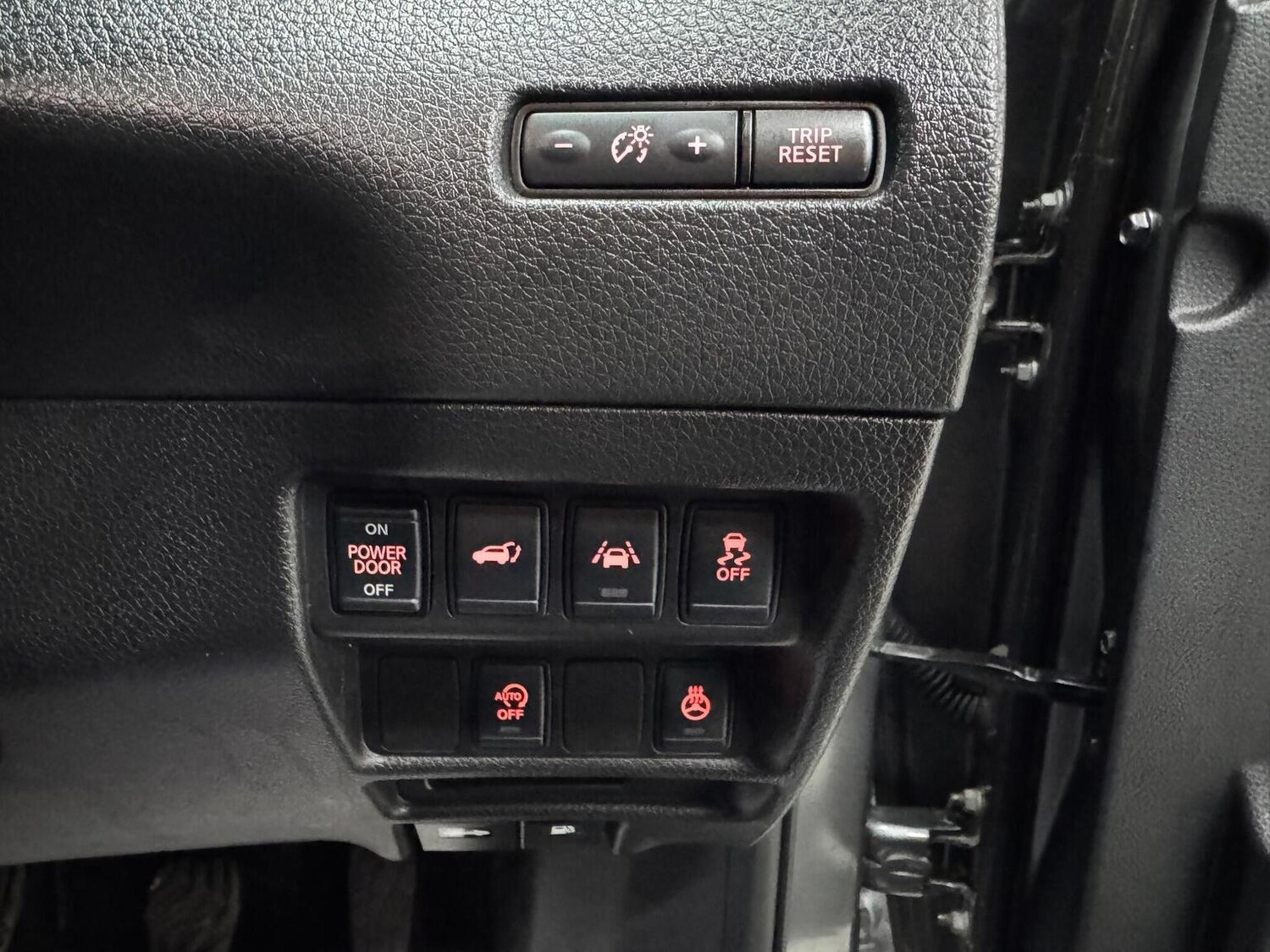 Used Nissan X-Trail 2017 for sale - 76369288: Photo 24