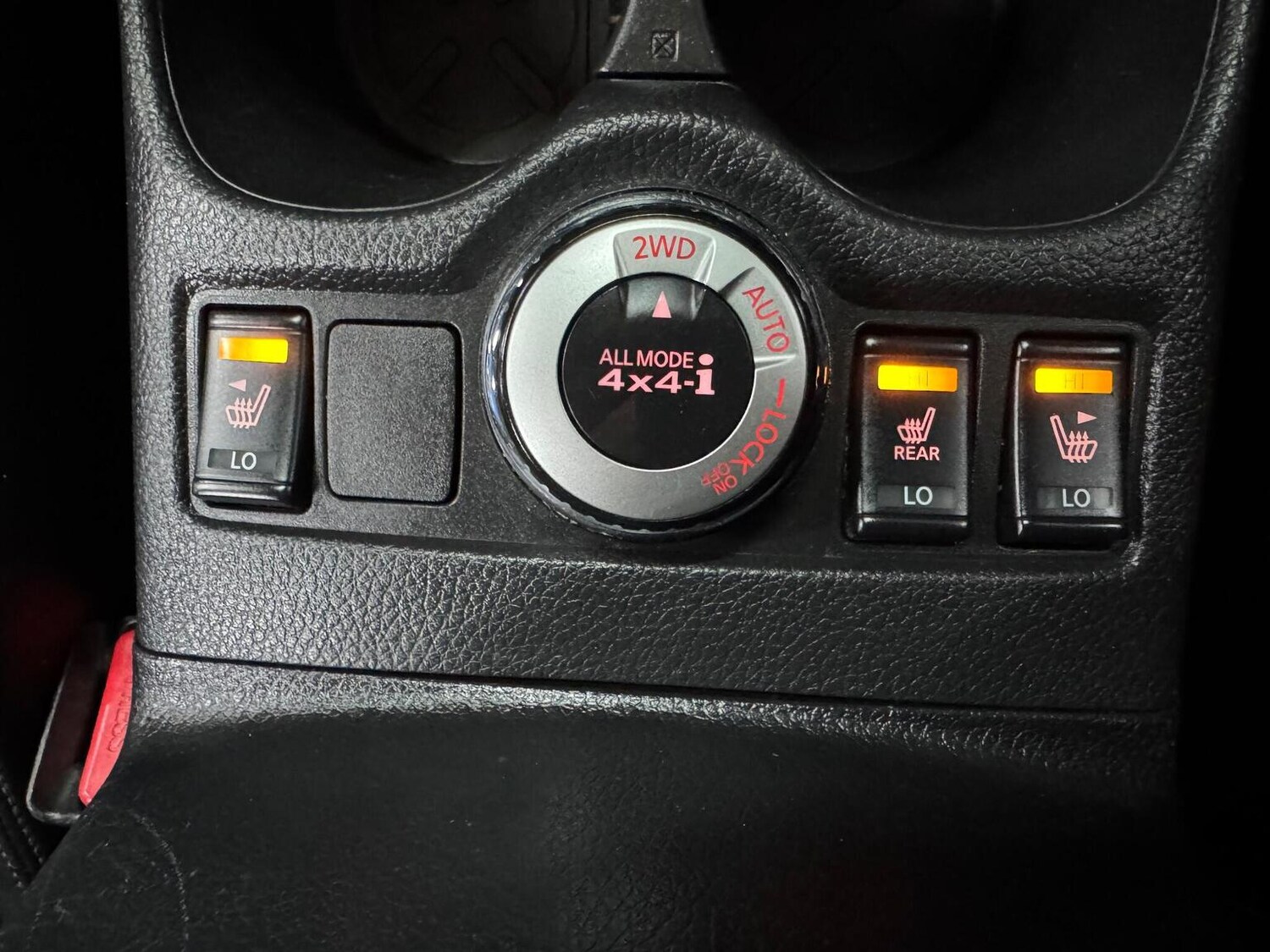 Used Nissan X-Trail 2017 for sale - 76369288: Photo 38