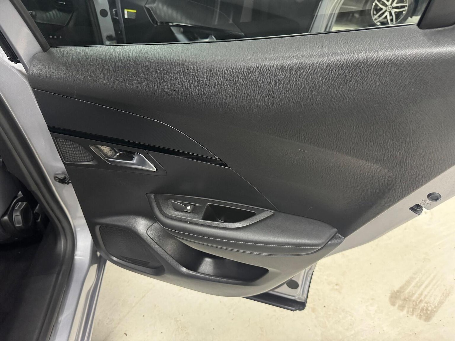 Used Peugeot 2008 2020 for sale - 76986849: Photo 21