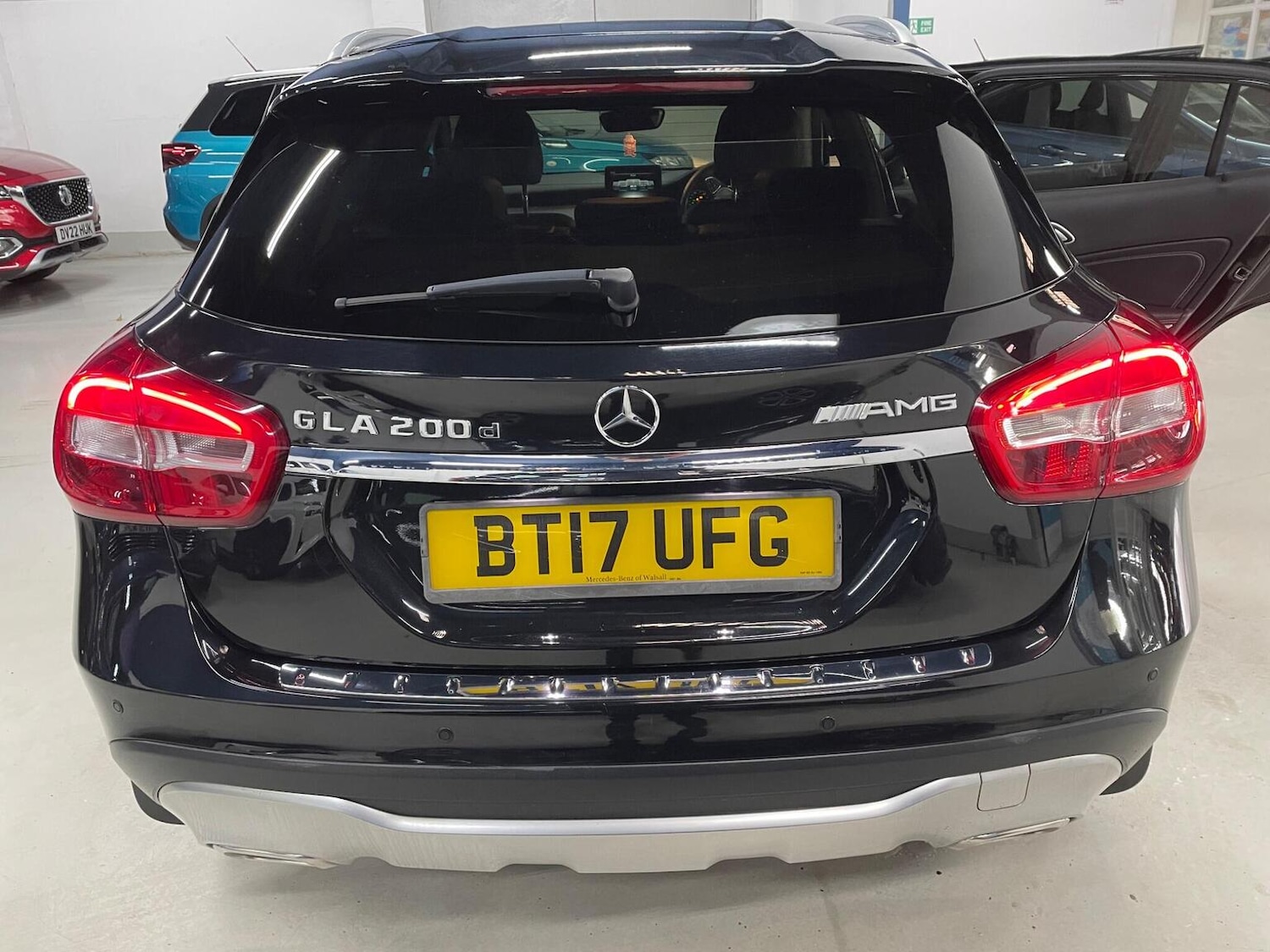 Used Mercedes-Benz GLA 2017 for sale - 77584471: Photo 2