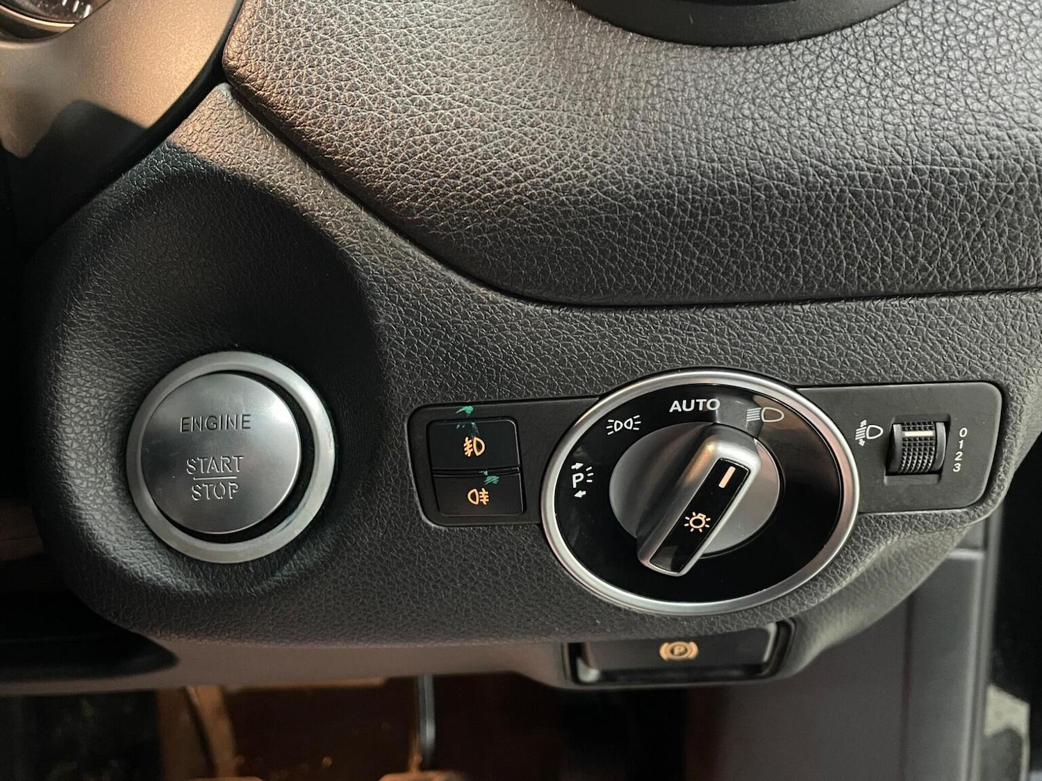 Used Mercedes-Benz GLA 2017 for sale - 77584471: Photo 25