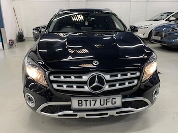 Used Mercedes-Benz GLA 2017 for sale - 77584471: Photo