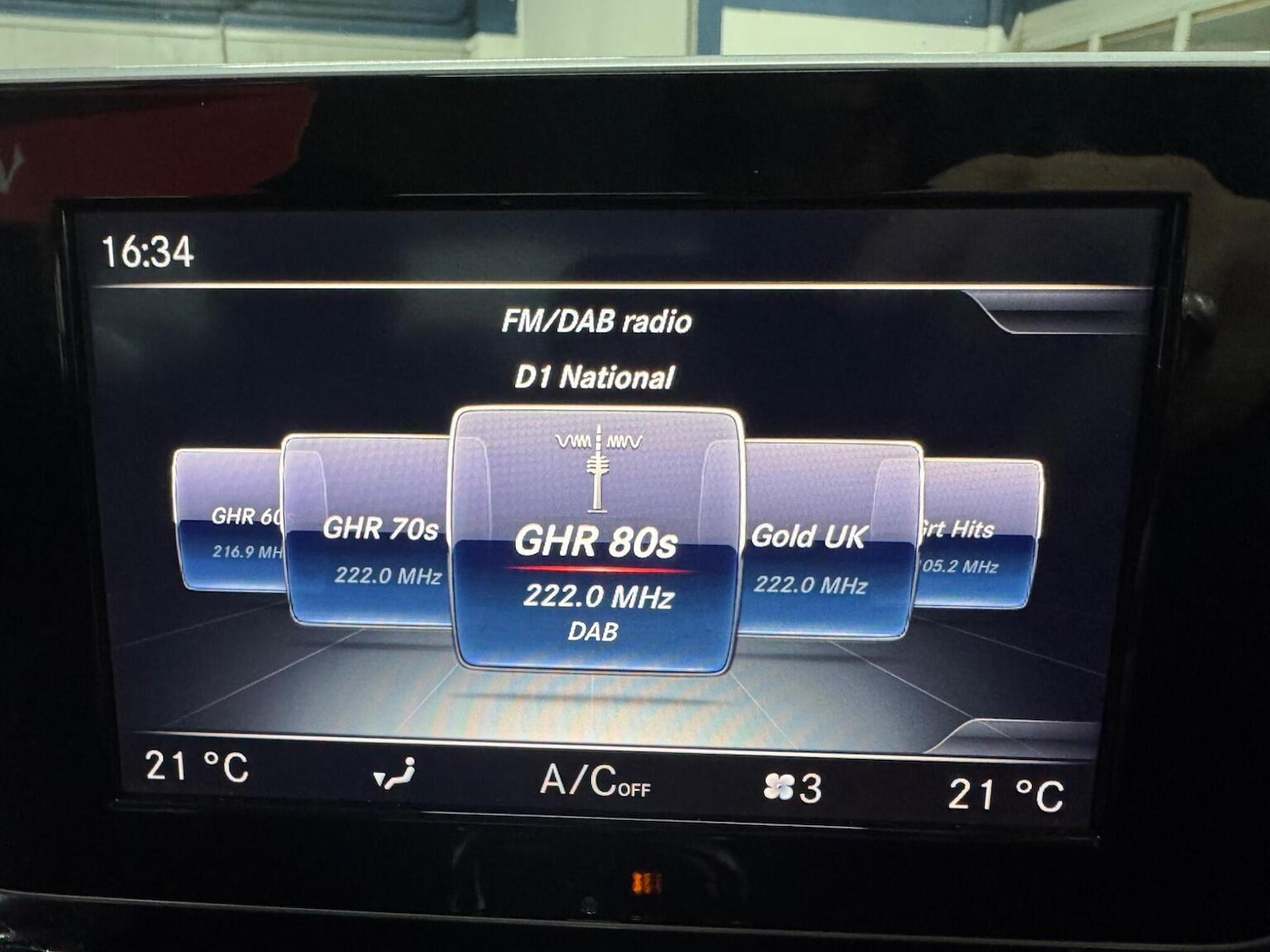 Used Mercedes-Benz C Class 2015 for sale - 77781623: Photo 35