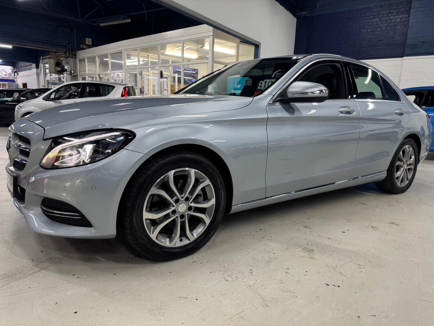 Used Mercedes-Benz C Class 2015 for sale - 77781623: Photo 4