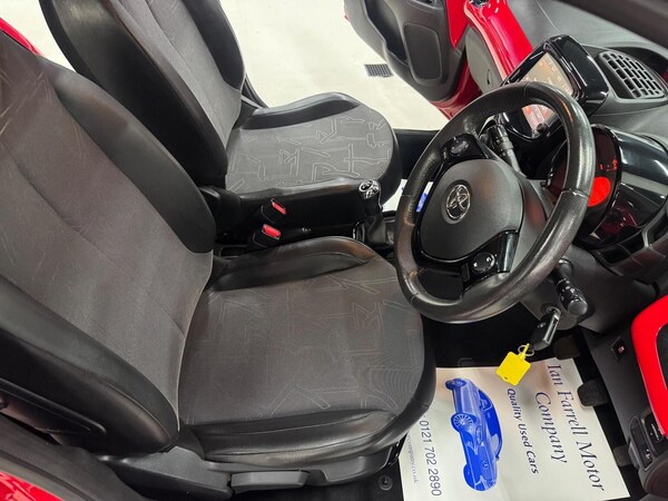 Used Toyota AYGO 2014 for sale - 76305555: Photo 21