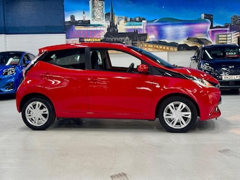 Used Toyota AYGO 2014 for sale - 76305555: Photo