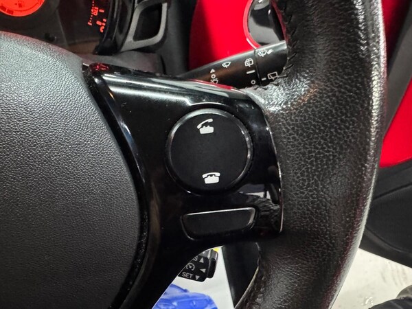Used Toyota AYGO 2014 for sale - 76305555: Photo 31