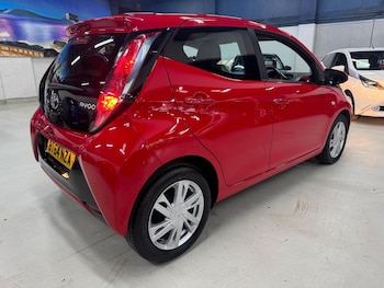 Used Toyota AYGO 2014 for sale - 76305555: Photo