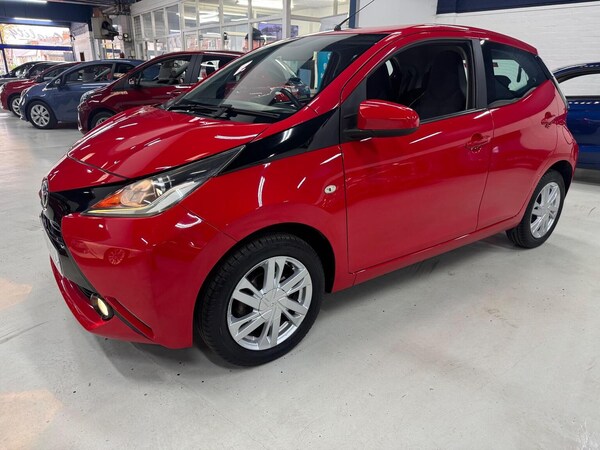 Used Toyota AYGO 2014 for sale - 76305555: Photo 6