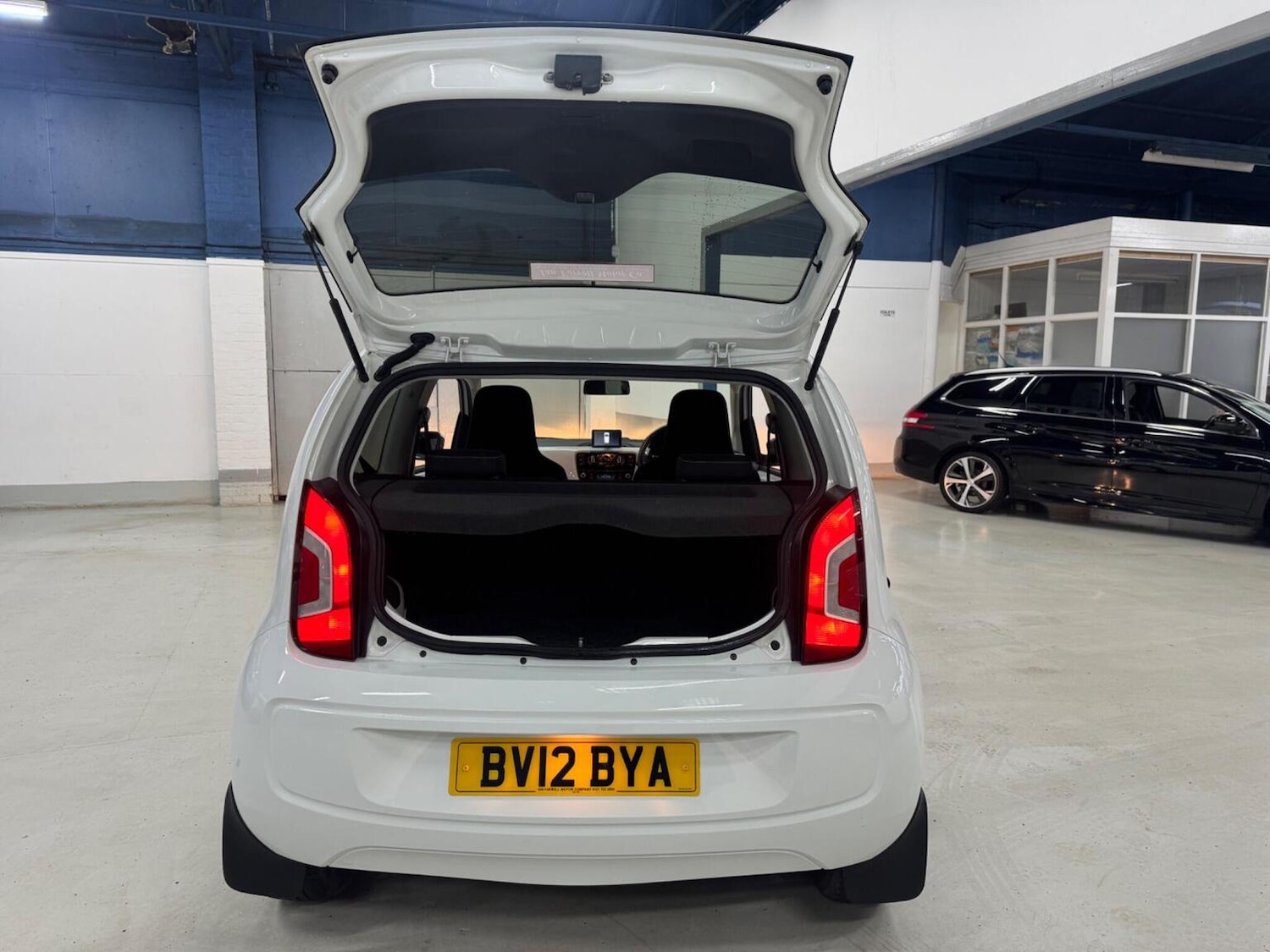 Used Volkswagen up! 2012 for sale - 77245269: Photo 12