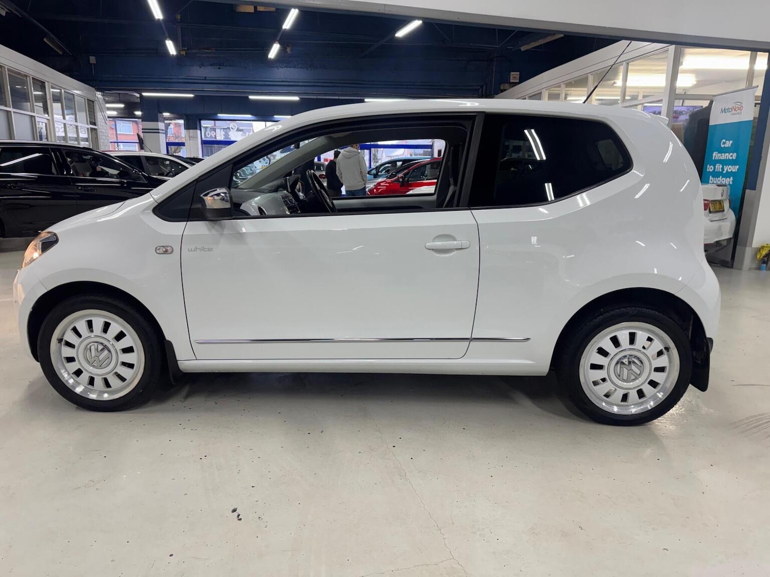 Used Volkswagen up! 2012 for sale - 77245269: Photo 9