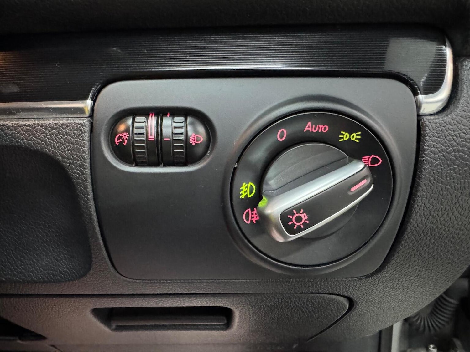 Used Volkswagen Golf 2014 for sale - 77107612: Photo 34