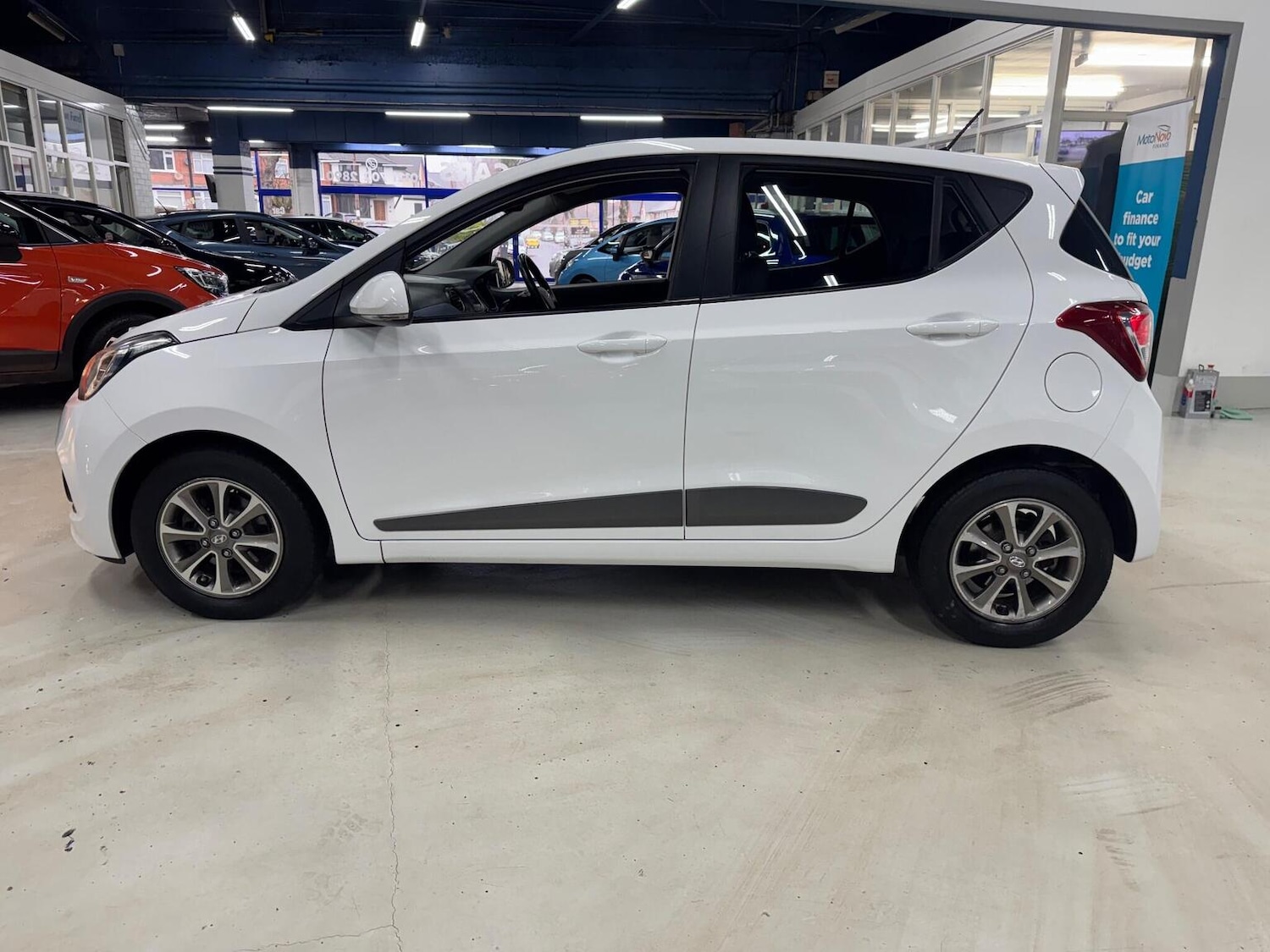 Used Hyundai i10 2015 for sale - 77107679: Photo 11