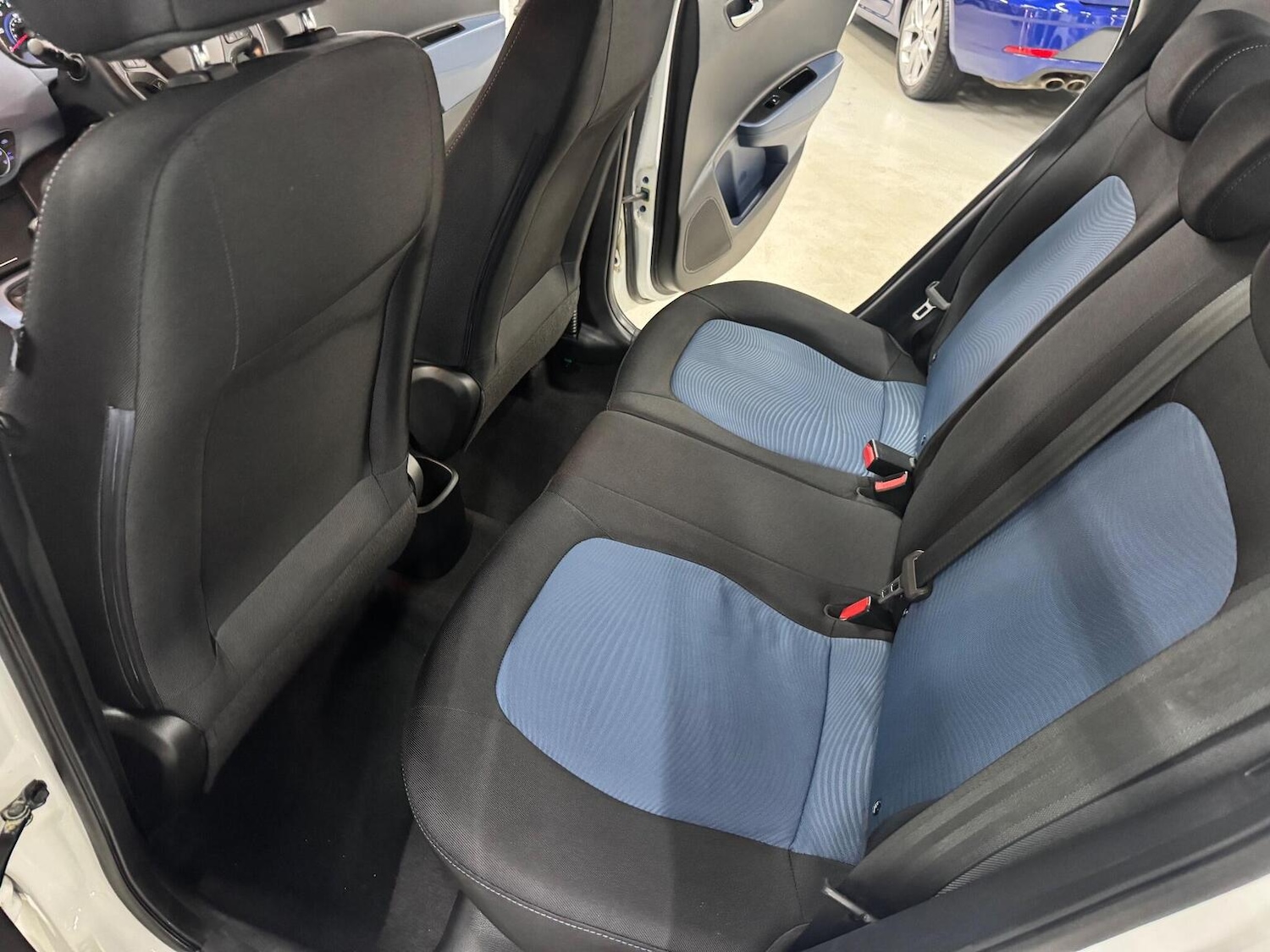 Used Hyundai i10 2015 for sale - 77107679: Photo 17