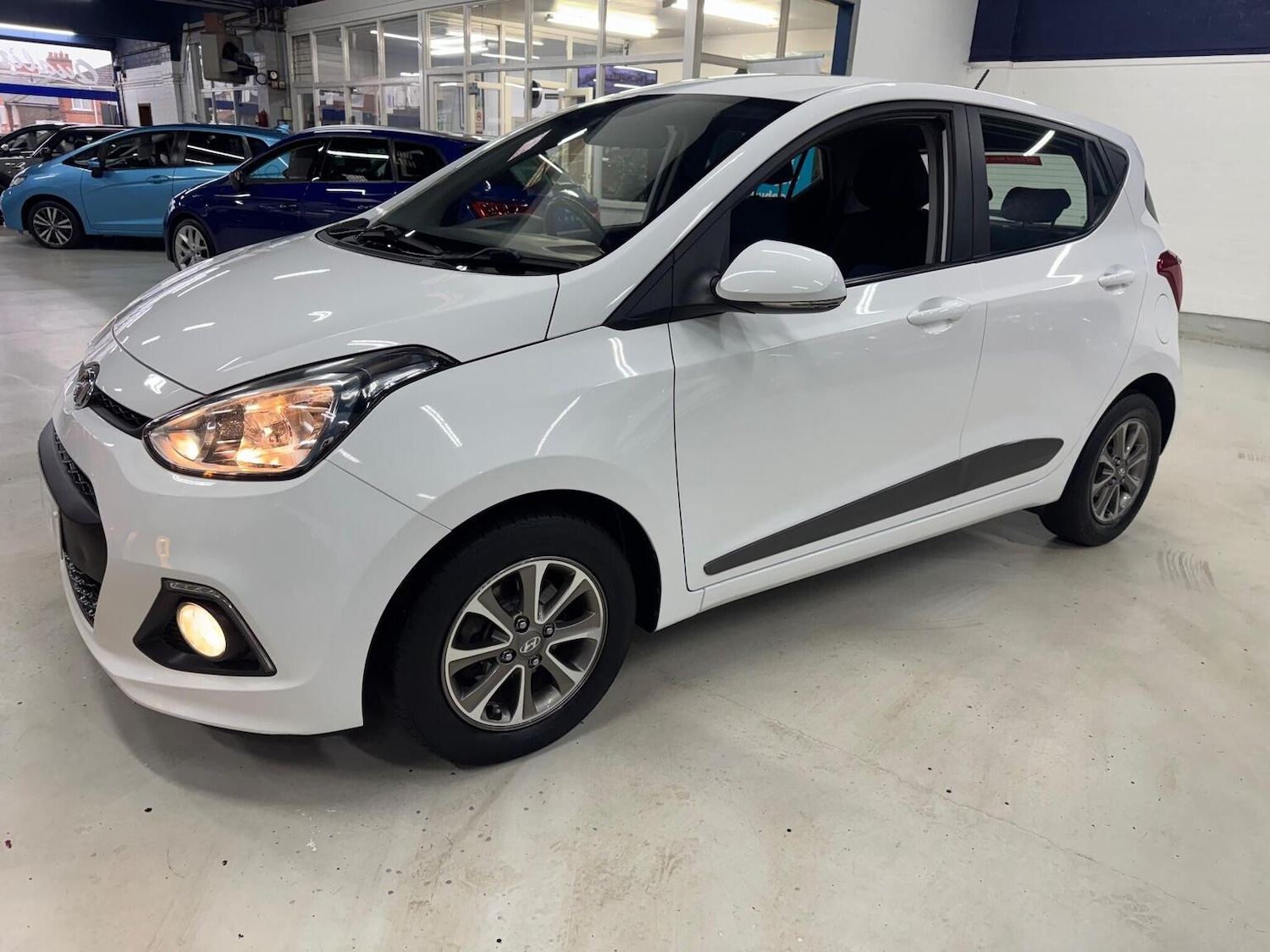 Used Hyundai i10 2015 for sale - 77107679: Photo 8