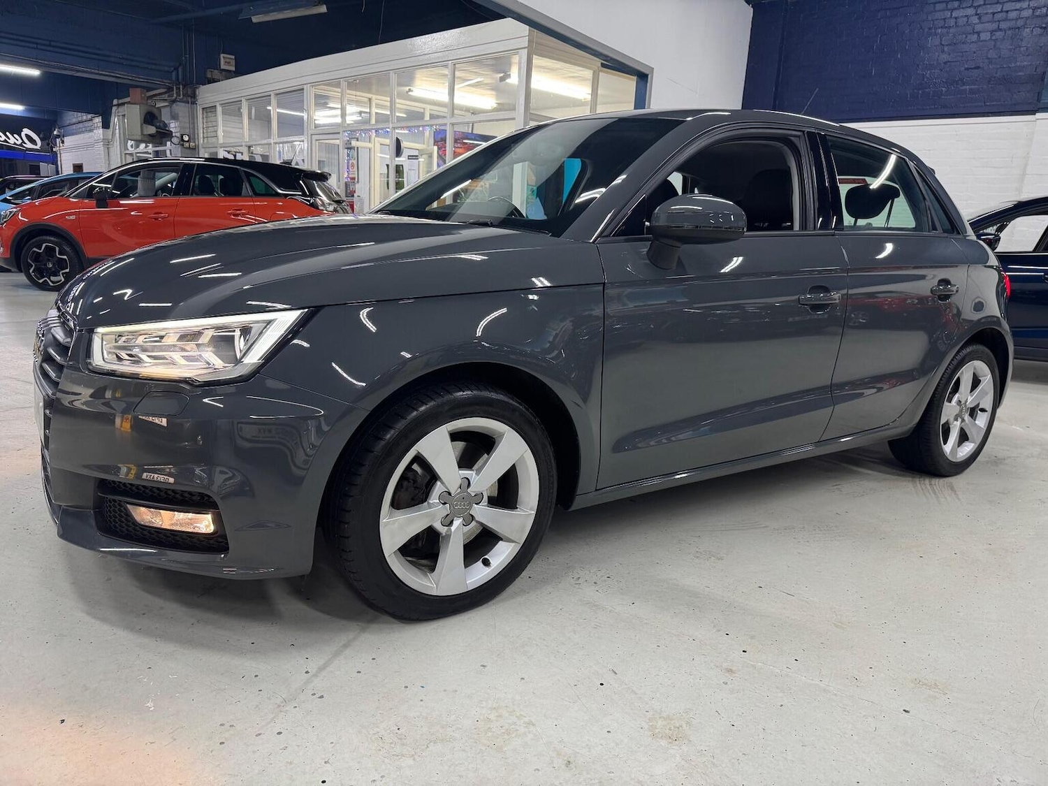 Used Audi A1 2016 for sale - 76911056: Photo 6