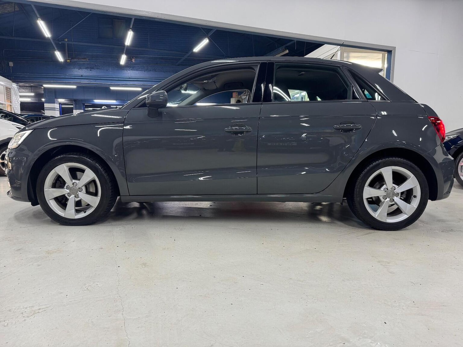 Used Audi A1 2016 for sale - 76911056: Photo 9