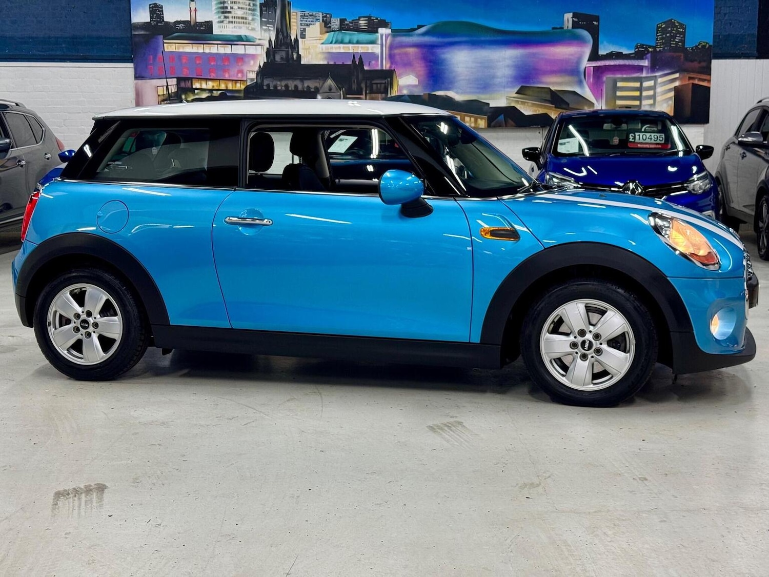 Used MINI Hatch 2015 for sale - 76497455: Photo 2
