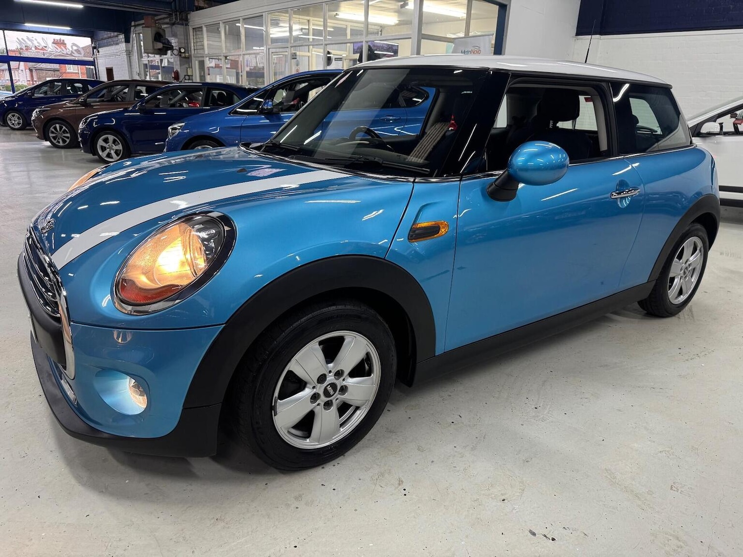 Used MINI Hatch 2015 for sale - 76497455: Photo 6