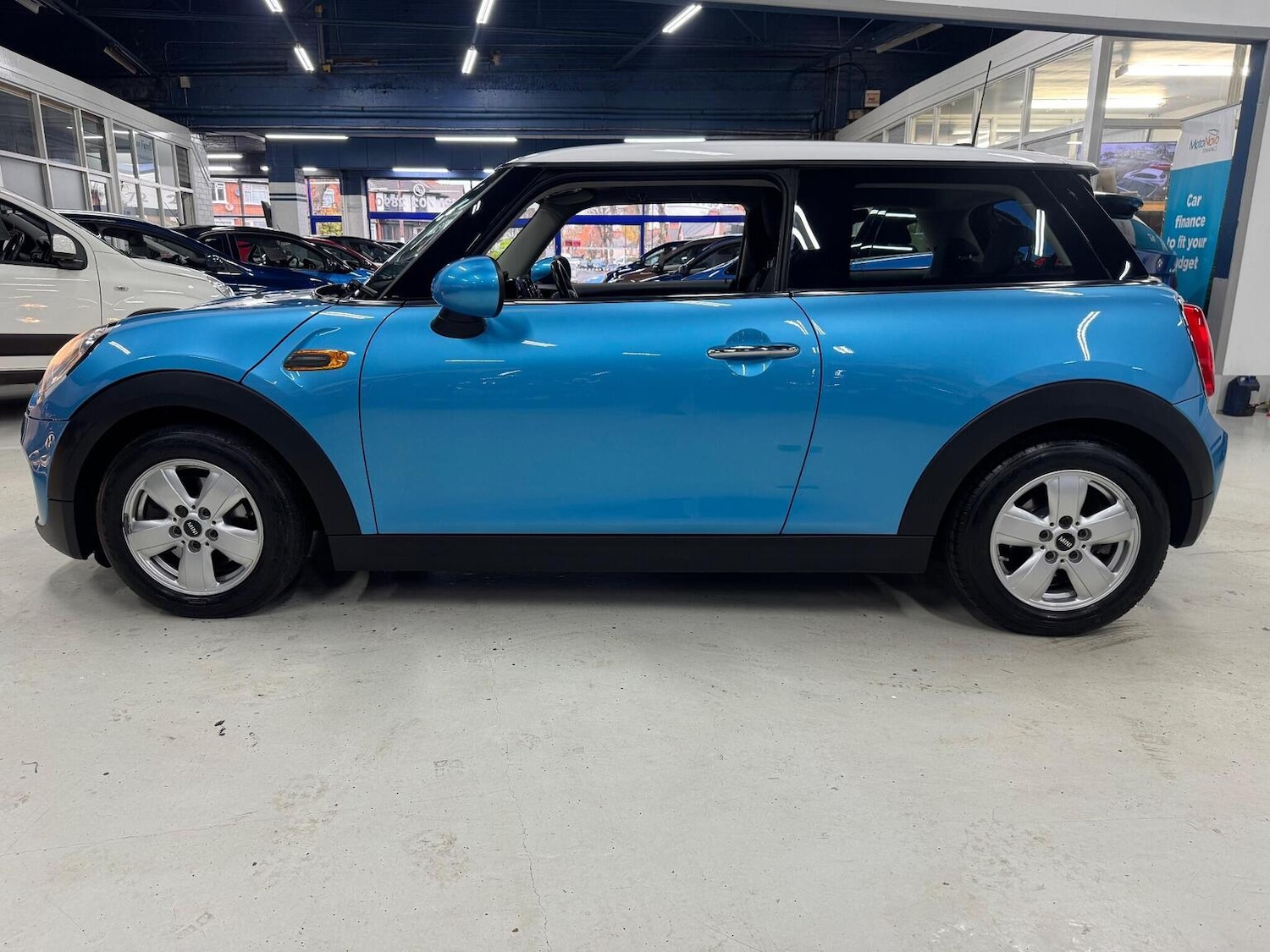 Used MINI Hatch 2015 for sale - 76497455: Photo 9