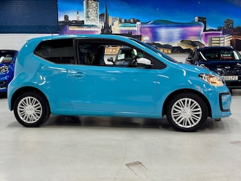 Used Volkswagen up! 2018 for sale - 76305544: Photo 2