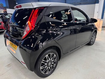 Used Toyota AYGO 2018 for sale - 77536014: Photo