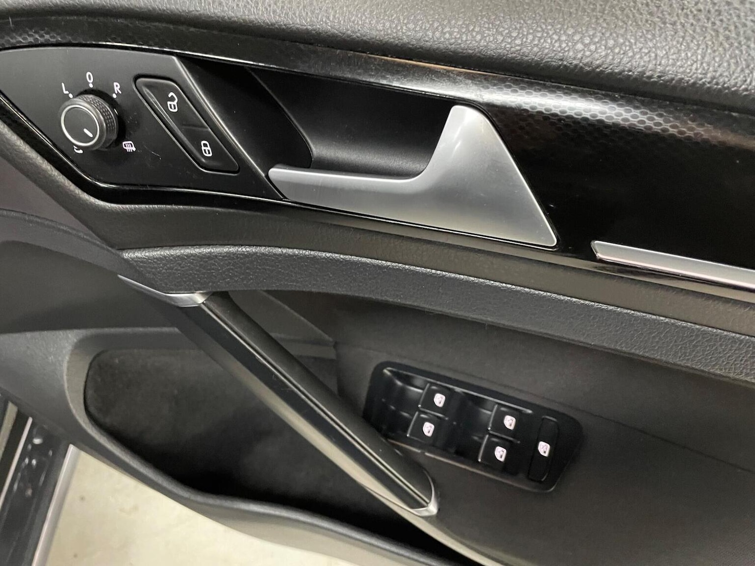 Used Volkswagen Golf 2016 for sale - 78070482: Photo 38