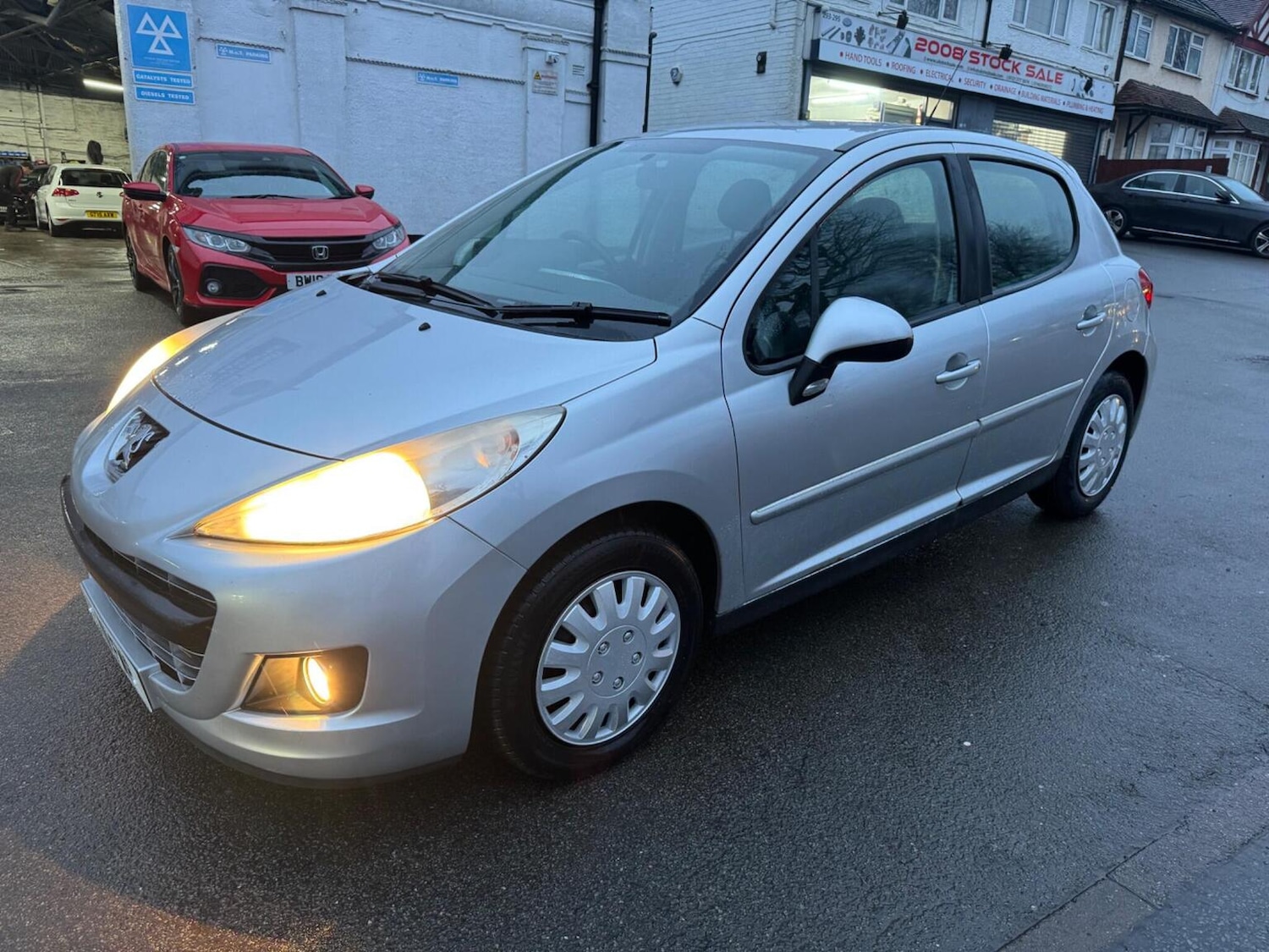 Used Peugeot 207 2011 for sale - 77465680: Photo 7