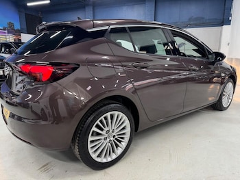 Used Vauxhall Astra 2018 for sale - 78229093: Photo