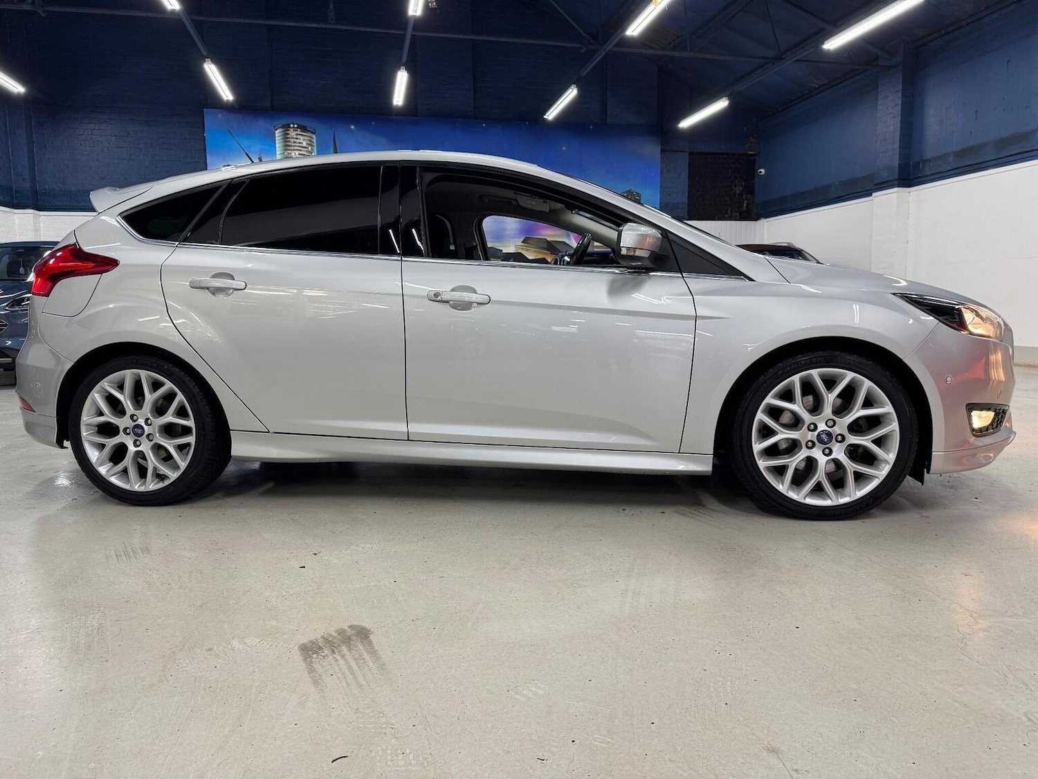 Used Ford Focus 2015 for sale - 77135902: Photo 13