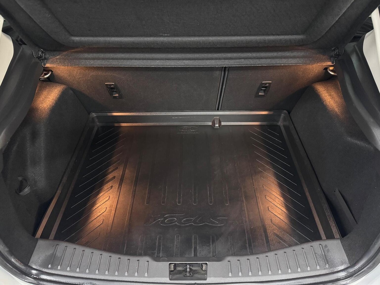 Used Ford Focus 2015 for sale - 77135902: Photo 14