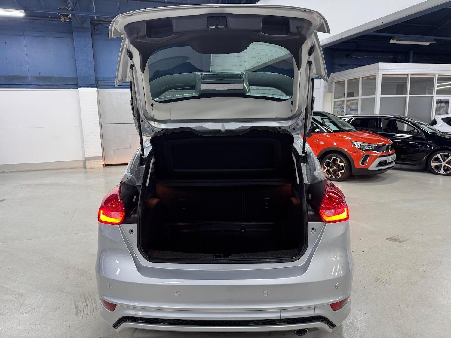 Used Ford Focus 2015 for sale - 77135902: Photo 16