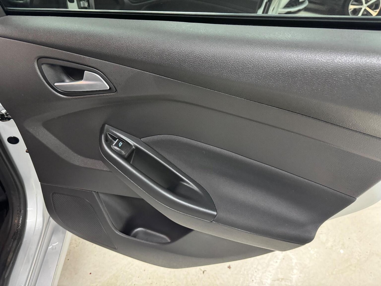 Used Ford Focus 2015 for sale - 77135902: Photo 23