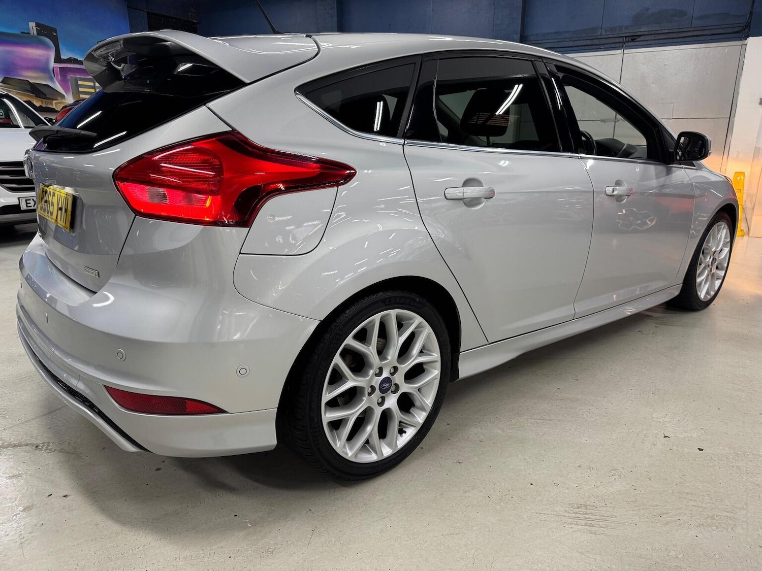 Used Ford Focus 2015 for sale - 77135902: Photo 4