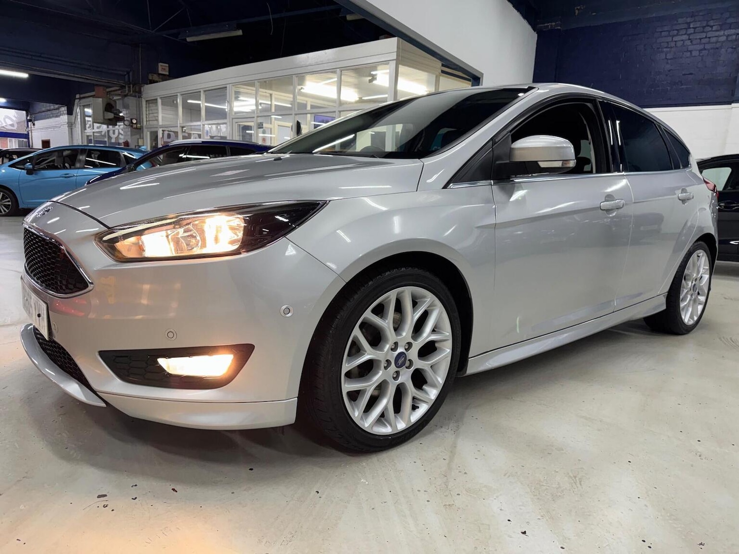 Used Ford Focus 2015 for sale - 77135902: Photo 6
