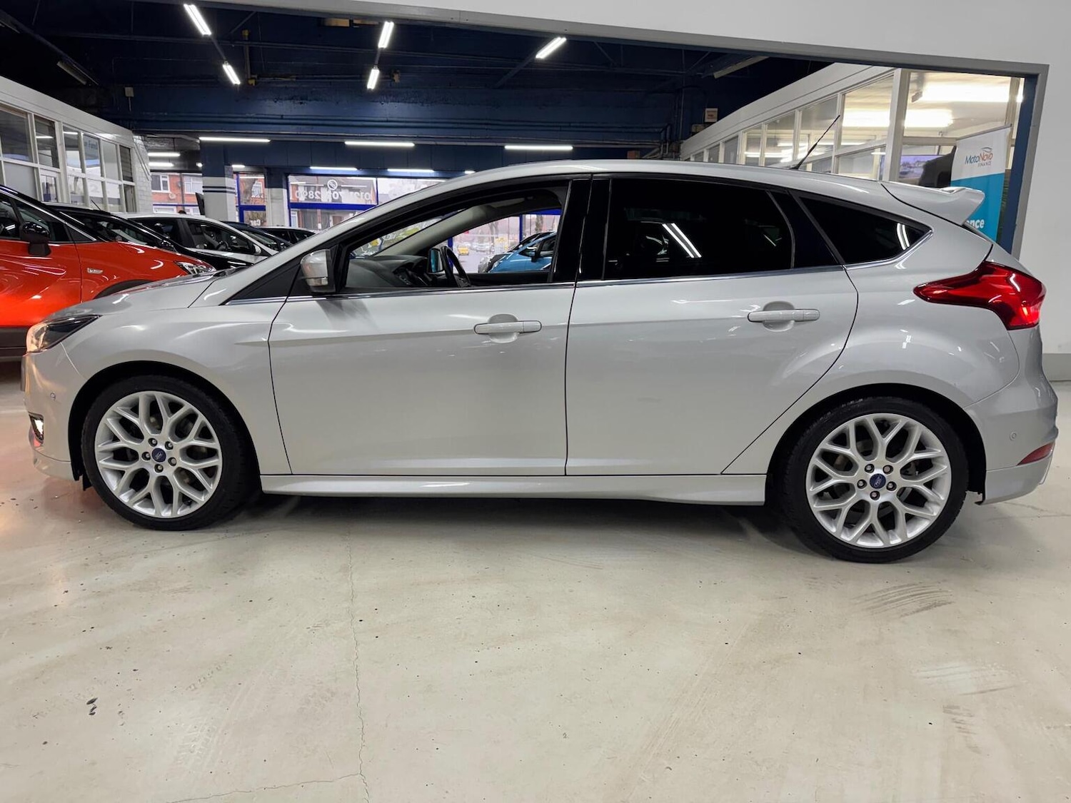 Used Ford Focus 2015 for sale - 77135902: Photo 7