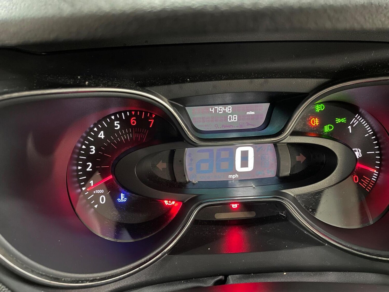 Used Renault Captur 2018 for sale - 77650055: Photo 11