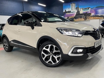 Used Renault Captur 2018 for sale - 77650055: Photo