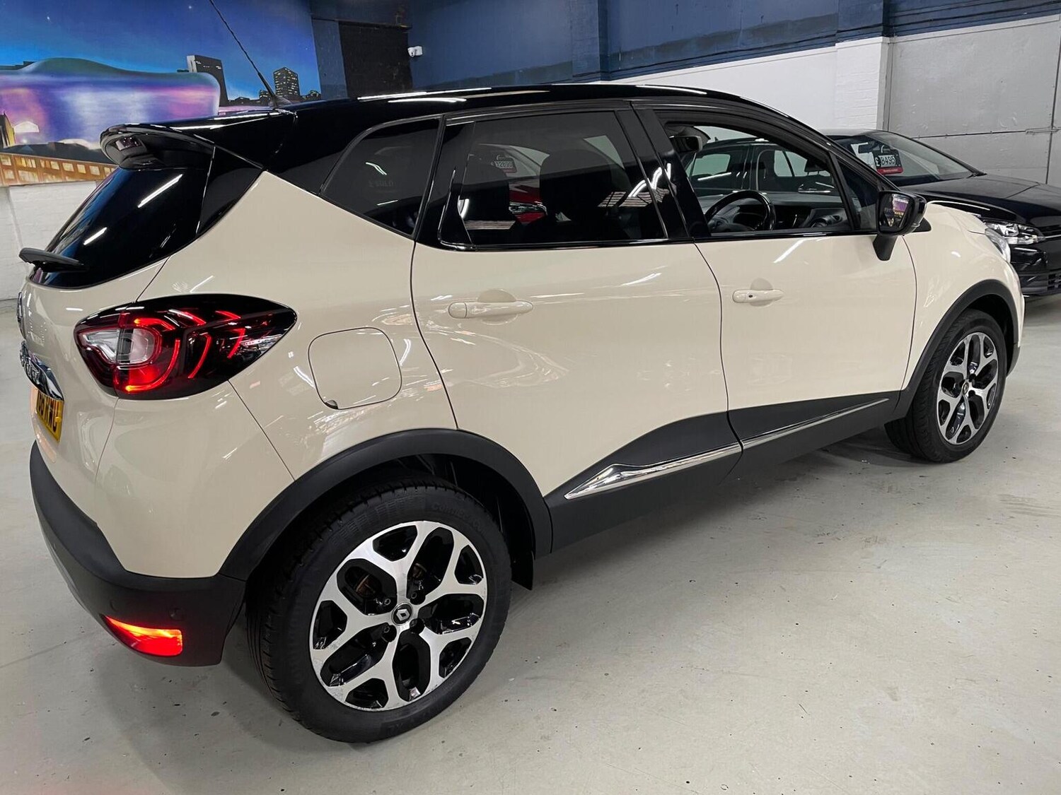Used Renault Captur 2018 for sale - 77650055: Photo 5