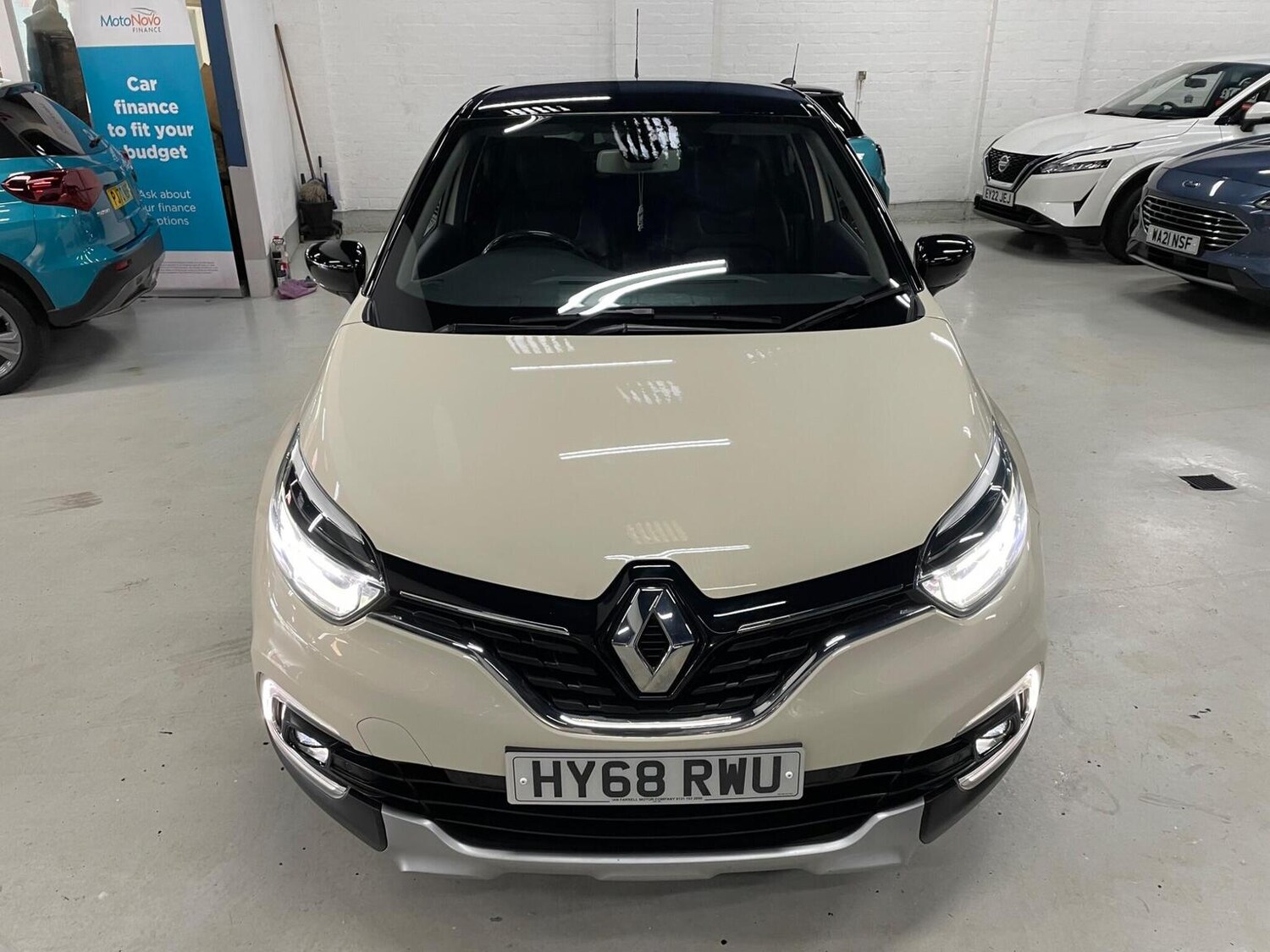 Used Renault Captur 2018 for sale - 77650055: Photo 9