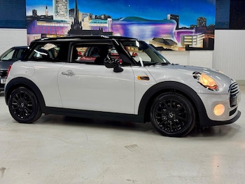 Used MINI Hatch 2016 for sale - 76305554: Photo